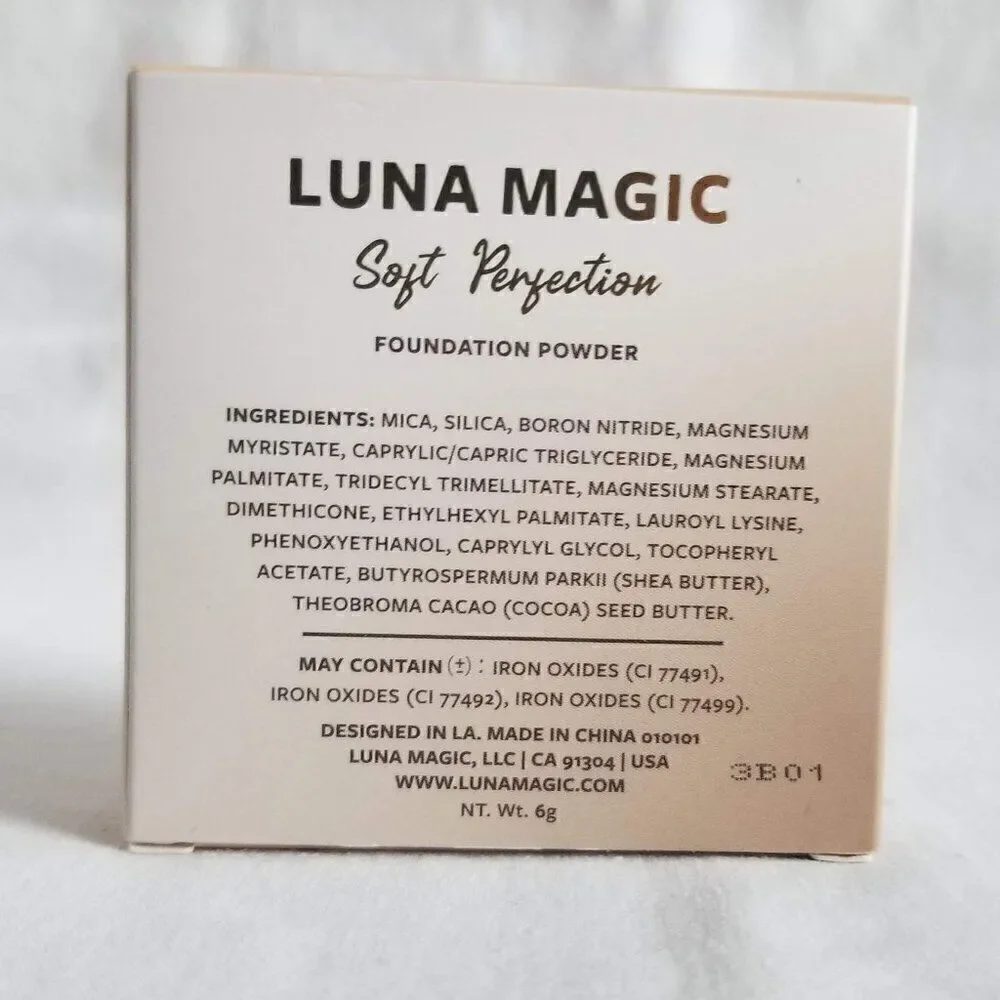 Luna Magic - Soft Perfection Foundation Powder - Tan